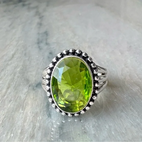 NWOT Sundance Whispering Woods Ring, Peridot, Sterling Silver